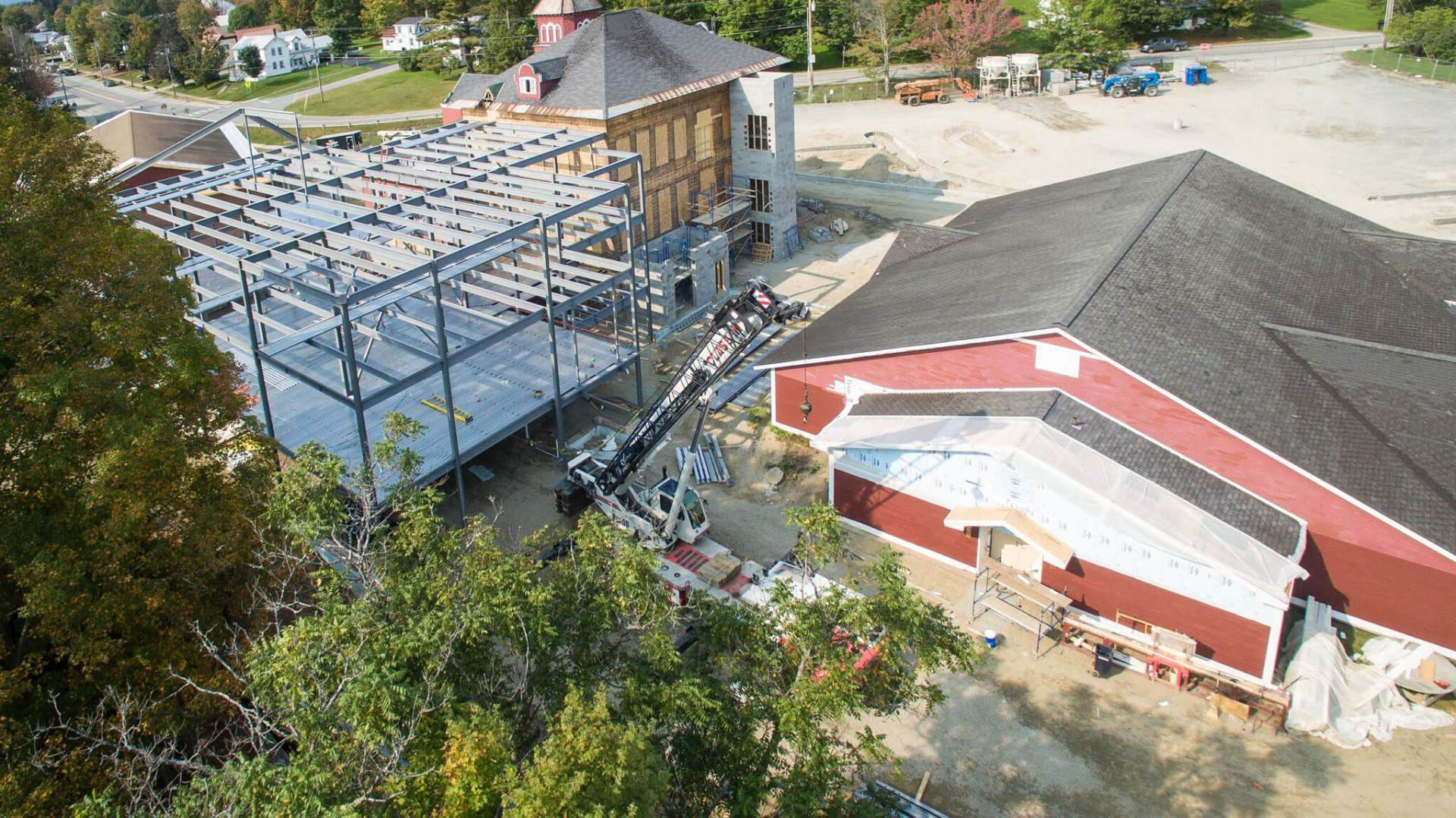 New roof under construction for Hyde Park Elementary School